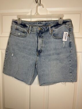 Old Navy Light Blue Distressed Denim Shorts NWT SZ 16 OG Straight